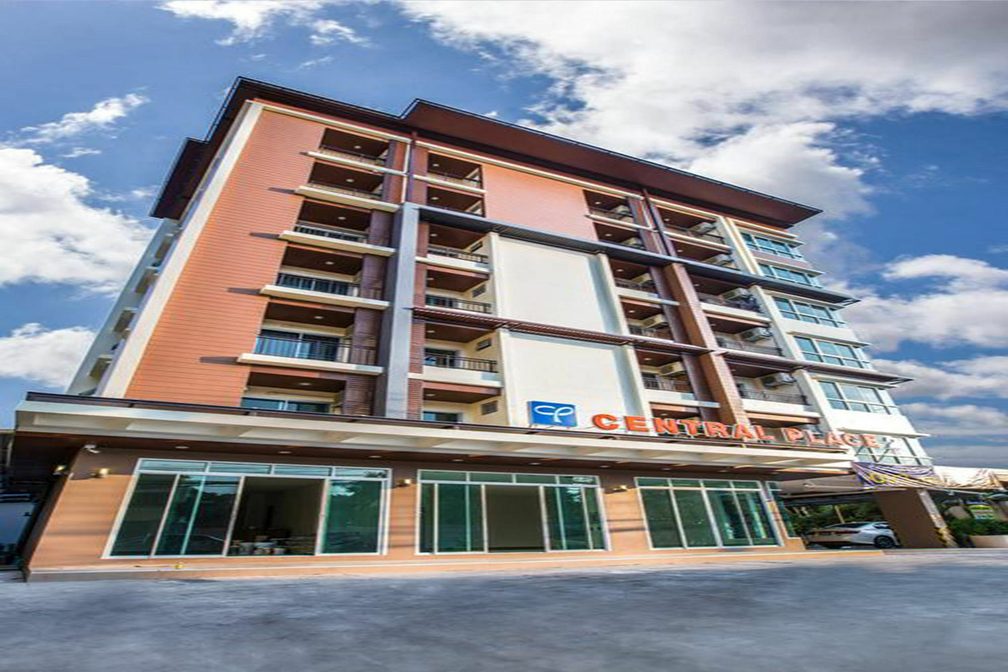 Central Place Serviced Apartment Angsila Chonburi Exterior photo